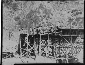 Mill Creek #3 Hydro Plant pouring the West wall of the powerhouse