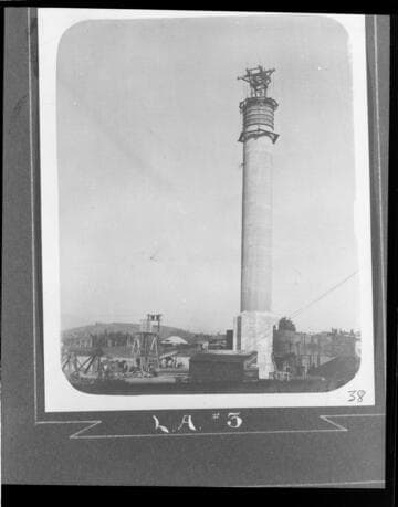 The stack of Los Angeles #3 Steam Plant under construction