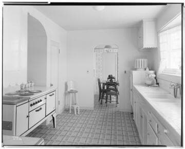 H2.3 - Home Kitchen - Electric Home of Mr. Laird