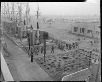 Group touring Etiwanda power plant