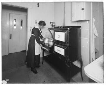Hotpoint, Electric Range with woman cooking