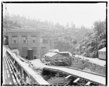 Big Creek 2a - End view of powerhouse and racks and take-off