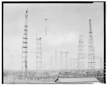 Long Beach Steam Station, Plant #3 - Building take-off towers