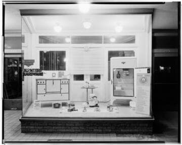 D2.1 - Displays, misc. - Window Display