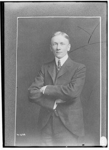 P1.3 - Portraits, P-S