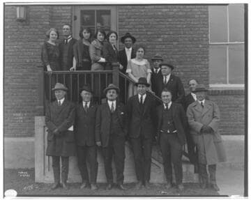 P1.1 - Group Portraits