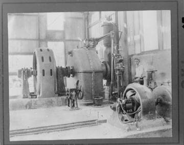 The old generator and exciter at Kaweah #2 Hydro Plant