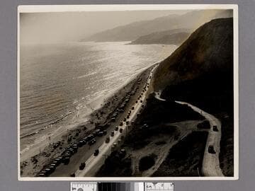Pacific Palisades looking up to Topanga