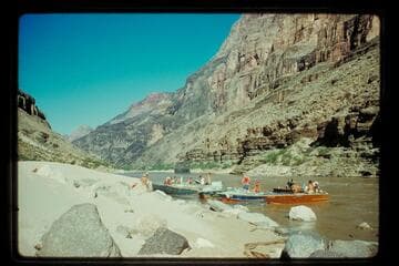 Mooring, Mile 178, approximately 36,000 cfs