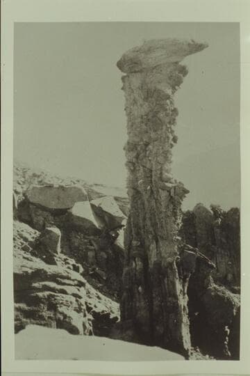 Pillar of rock near Hite.  Just below Four Mile Canyon