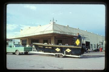 The "Bert Loper"; Green River