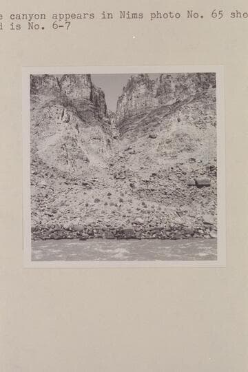 Side canyon at Mile 209.5 RB