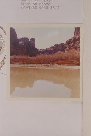 Into mouth of Monument Canyon.  Mile 15.7