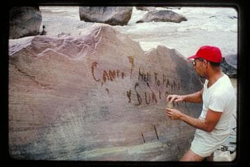 Jorgen marking Best expedition inscription