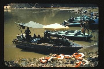 Camera boat "Paradox"; Bright Angel Creek