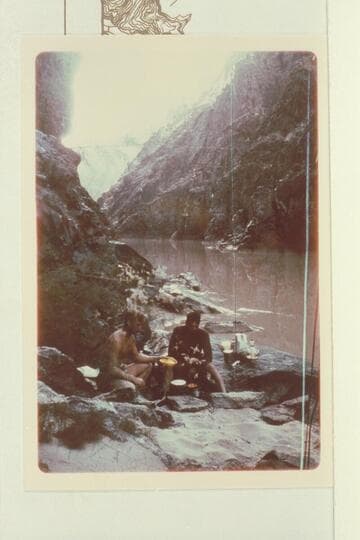 Ulrich Martins and Les Jones at breakfast in Camp 6 below Grapevine Rapid