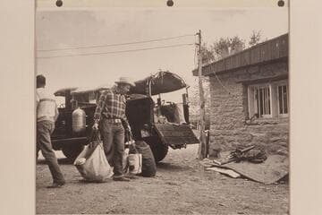 Bill loads the Power Wagon at Navajo Mt. Trading Post