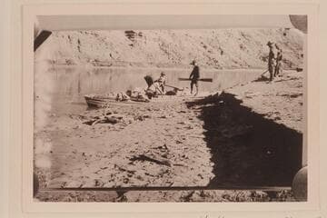 USGS crew on Green River