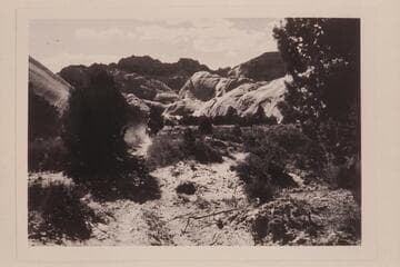 Rainbow Bridge Trail approaching Surprise Valley from the Bald Rock side.  Butte 6069 upper center
