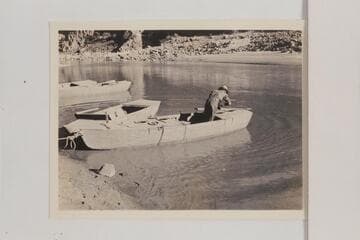 Dusty Dozen skiffs and crew preparing for departure from Pipe Creek