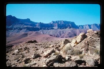 The fort ruin above Unkar