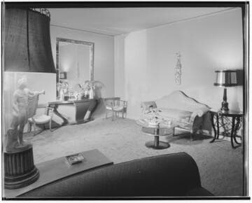 Shamrock Hotel: Keck, Howard B., residence
