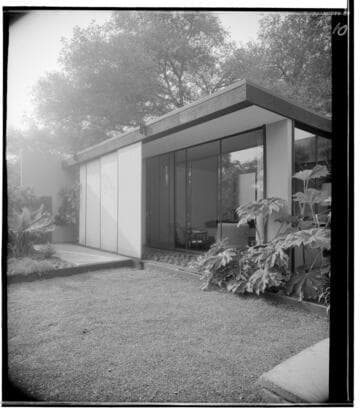 Lumley, Mrs. Leslie, residence