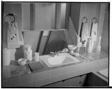 Arts of Daily Living Exhibition: [Bathroom for a woman]