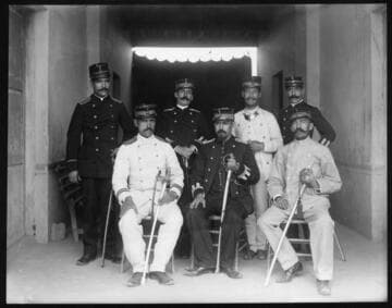 Officers under General Torres