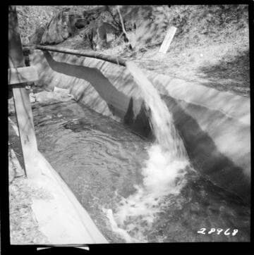Kaweah #2 - Below Flume 1 - Discharge of 4" line for water users