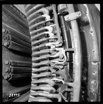 Big Creek Powerhouse 2A - #1 generator down-stream split