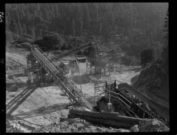 Big Creek - Mammoth Pool - Crusher operation at Shakeflat