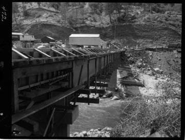 Big Creek - Mammoth Pool - Powerhouse bridge forming for deck pour