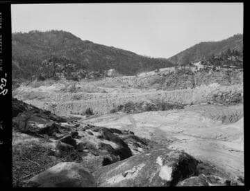 Big Creek - Mammoth Pool - General view of Spillway from Daulton Creek Road