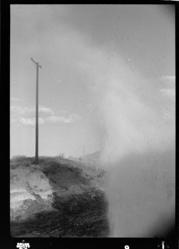 Casa Diablo Geyser at Casa Diably Hot Springs