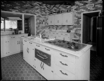 Modern Electric Kitchen