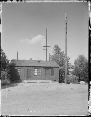 Base radio antenna and equipment - Highgrove Substation