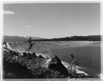 Lake Thomas A. Edison and the upstream side of Vermilion Dam