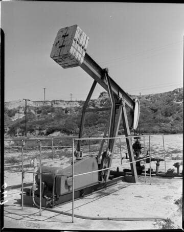 Electric powered oil well pump