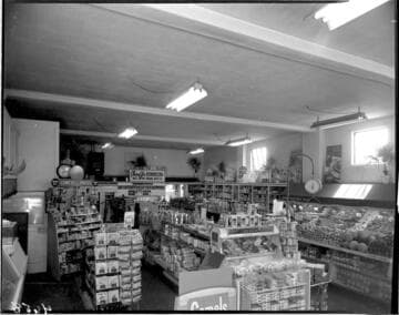 Small market interior