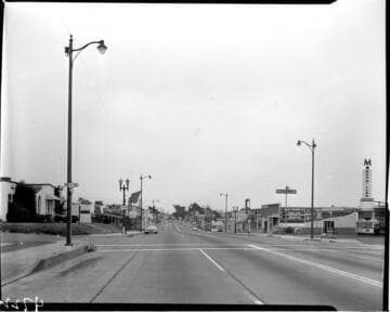 Street lighting on coast highway in Laguna Beach