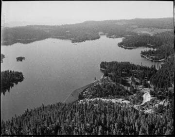 Aerial photo of Shaver Lake and Shaver Lake Dam