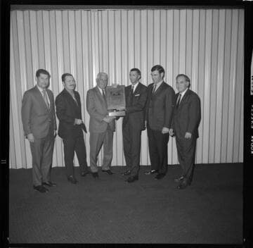 Large awards banquet meeting