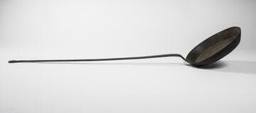 Fry Pan with Long Handle