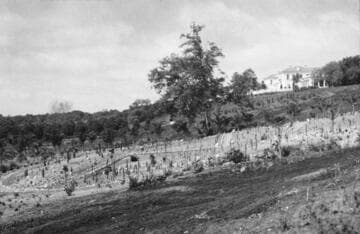Huntington residence from a distance, circa 1910
