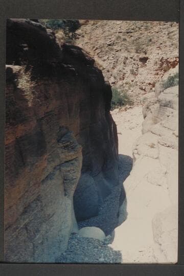 Walls which can be bypassed in lower Separation Canyon