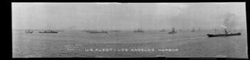 U.S. Navy fleet, Los Angeles Harbor, Los Angeles. 1925