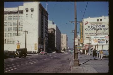Broadway north of 3rd Street