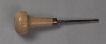 One carving tool manufactured by J.L. Hammett Company