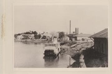 Steamer "Searchlight"